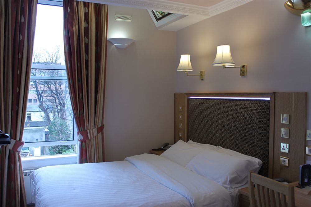 Roxford 3* Dublín